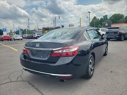 Used 2017 Honda Accord LX image 5