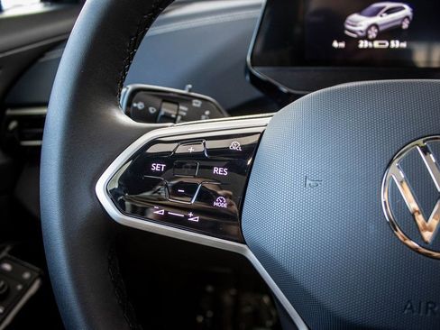 New 2025 Volkswagen ID.4 Pro S Plus image 34