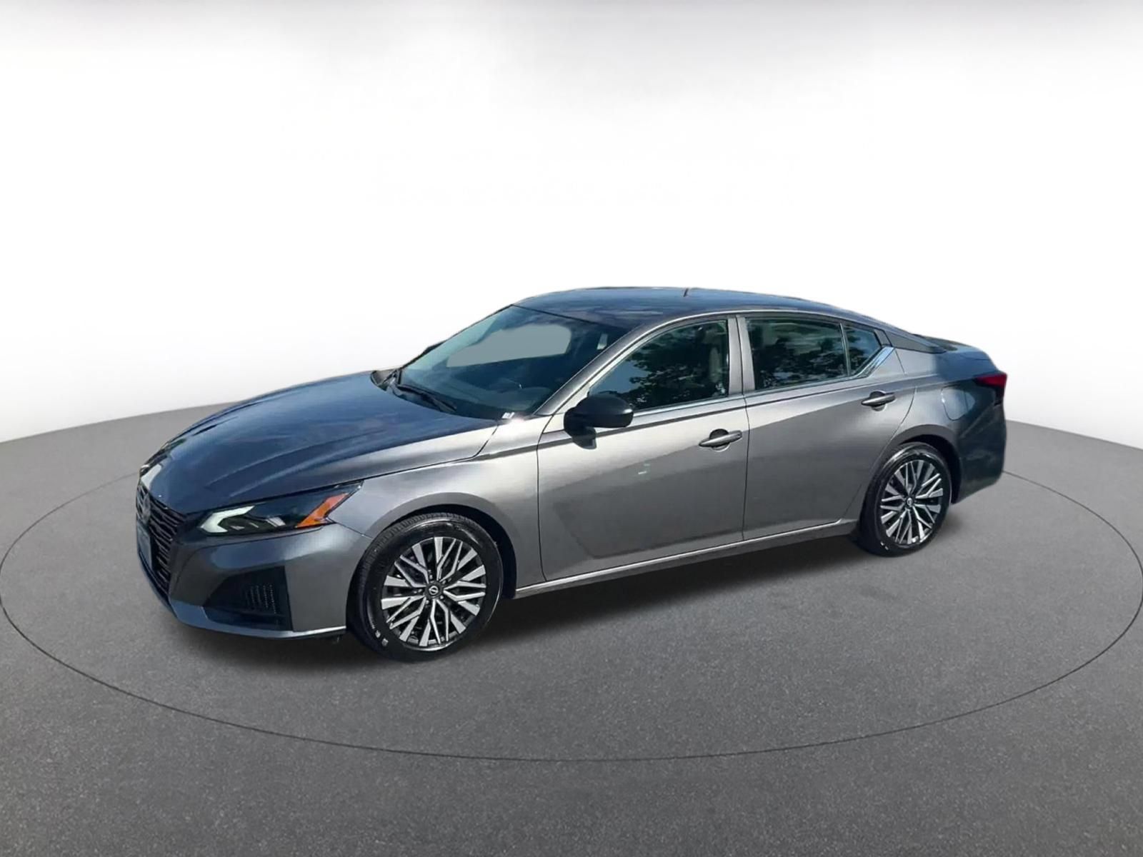 Used 2026 Nissan Altima 2.5 SV FWD image 7