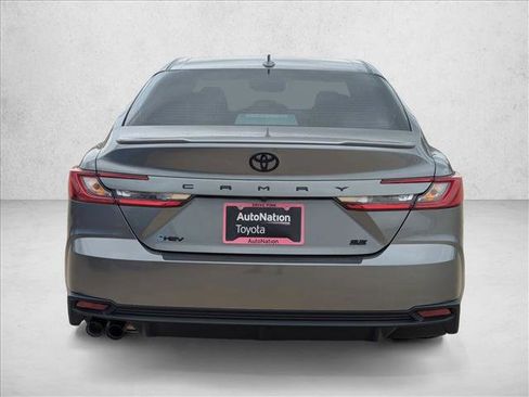 Used 2026 Toyota Camry SE w/ Convenience Package FWD image 9
