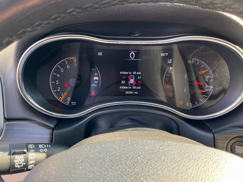 Used 2021 Jeep Grand Cherokee Limited w/ Luxury Group II image 11