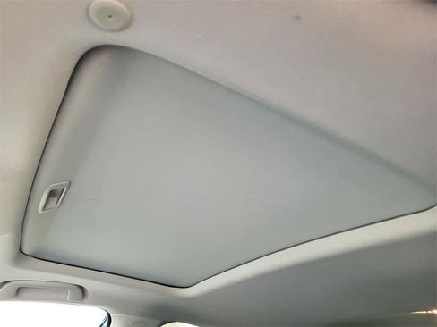 Used 2022 Honda Accord Touring image 10