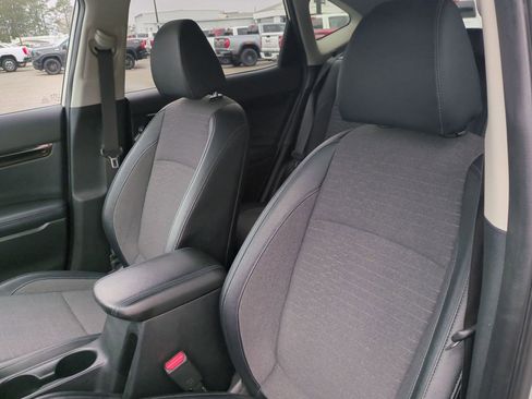 Used 2021 Kia Seltos S image 18