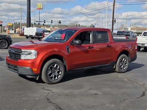 Used 2022 Ford Maverick XLT image 7