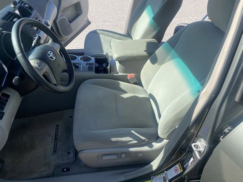 Used 2010 Toyota Highlander 2WD image 13