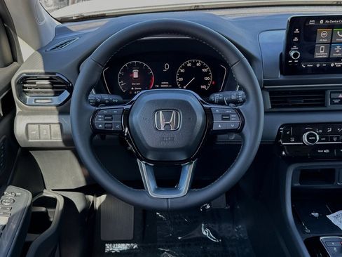 New 2025 Honda Pilot EX-L image 13