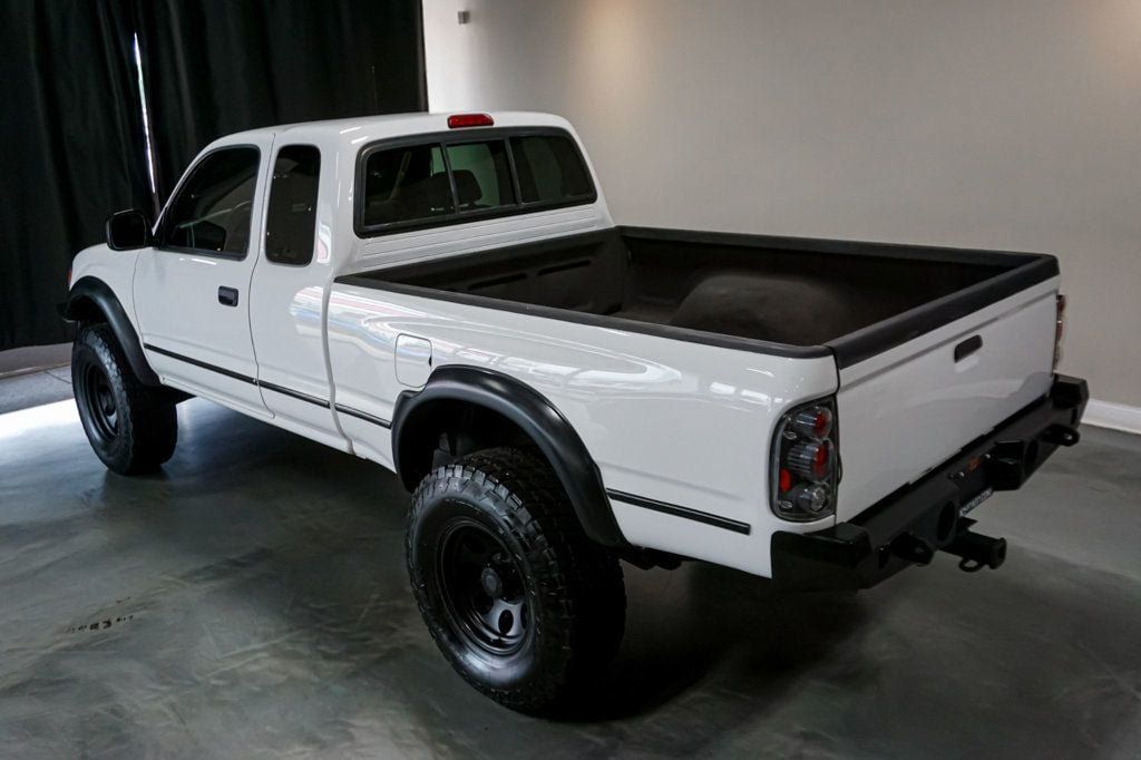 Used 2004 Toyota Tacoma 4x4 Xtracab V6 image 38