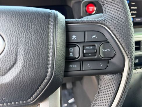 Used 2025 Toyota Tacoma TRD Off-Road w/ TRD Off Road Upgrade Package image 20