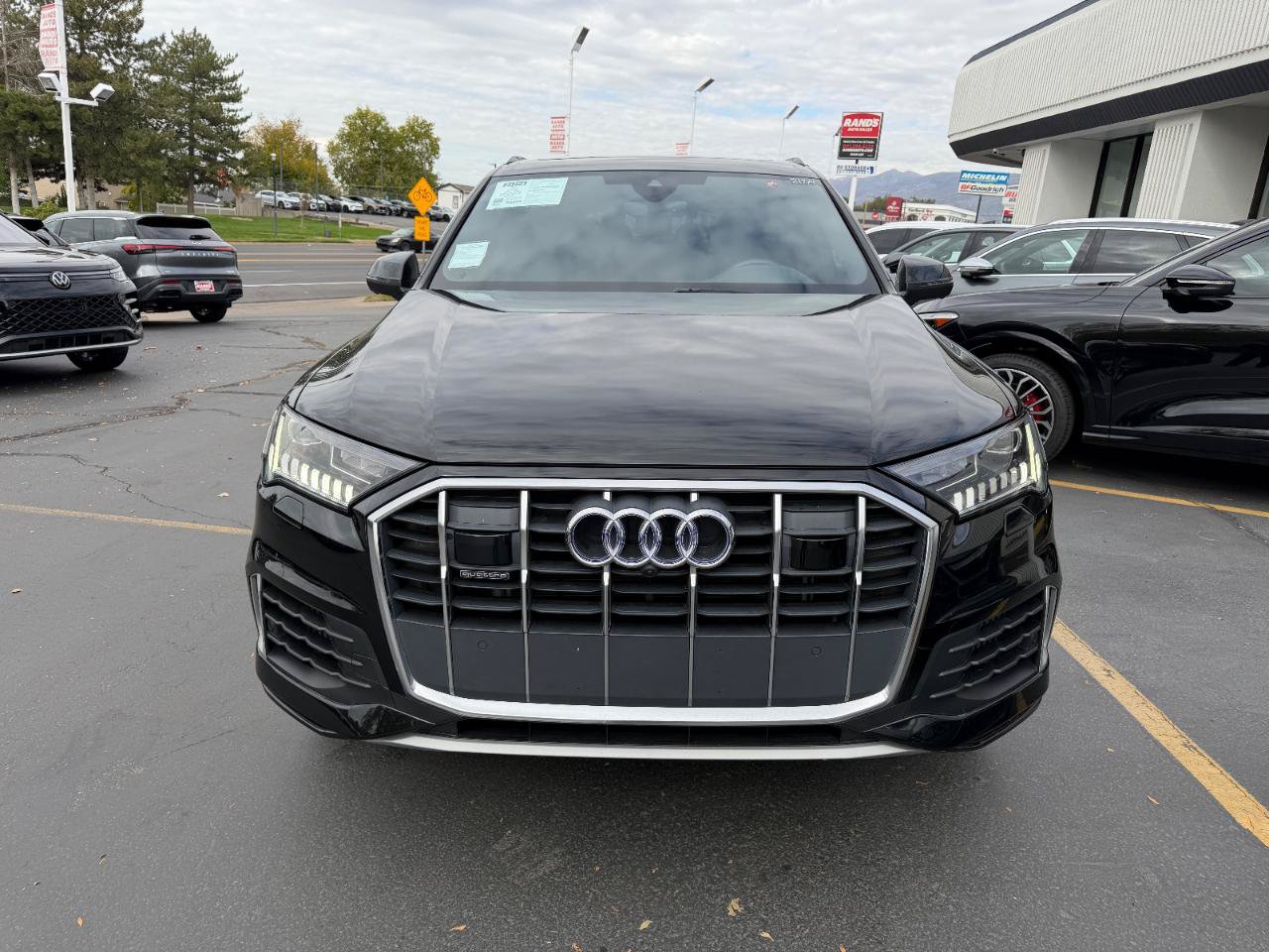 Used 2023 Audi Q7 3.0T Premium AWD/4WD image 9