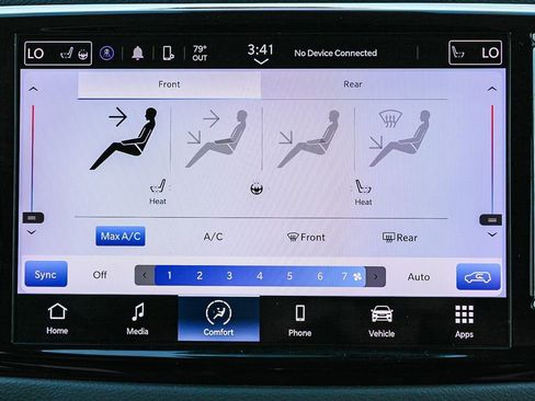 Used 2022 Chrysler Pacifica Touring-L image 13