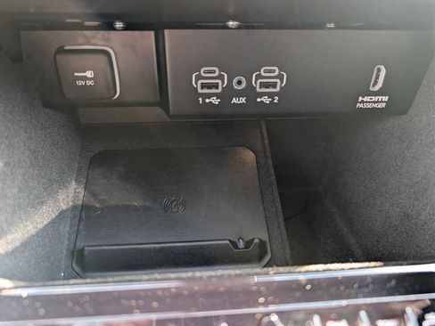 Used 2023 Jeep Wagoneer Series II RWD image 23