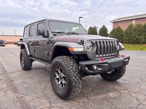 Used 2018 Jeep Wrangler Unlimited Rubicon image 2