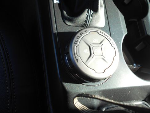 New 2025 Ford Bronco Badlands image 37