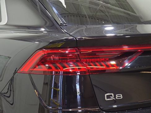 Used 2020 Audi Q8 Premium Plus AWD/4WD image 34