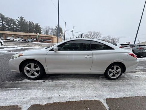 Used 2005 Toyota Solara SLE image 4
