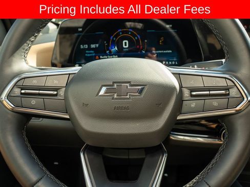 Used 2026 Chevrolet Equinox ACTIV w/ Convenience Package III AWD/4WD image 19