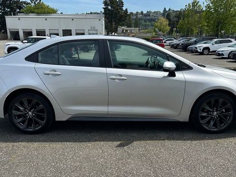 Certified 2024 Toyota Corolla XSE FWD image 4