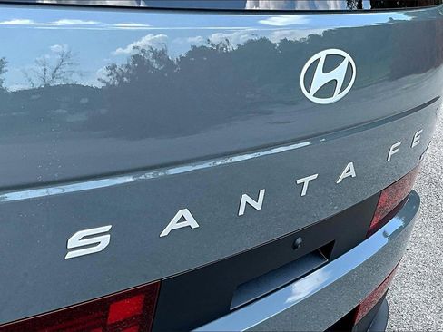 New 2026 Hyundai Santa Fe SE image 11