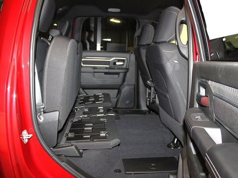 New 2026 RAM 2500 Big Horn AWD/4WD image 37