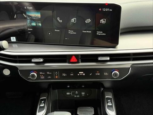 New 2026 Kia Sorento S FWD image 16