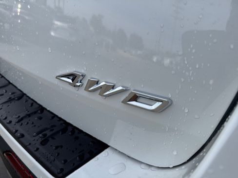 New 2025 Ford Explorer Active w/ Active Comfort Package image 19