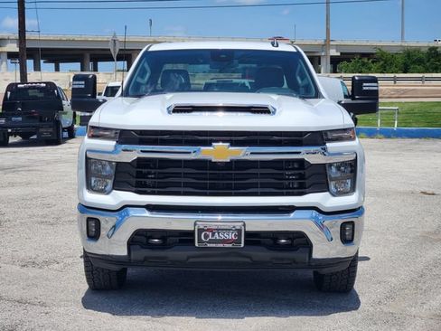 Used 2025 Chevrolet Silverado 2500 LT w/ All Star Edition AWD/4WD image 2