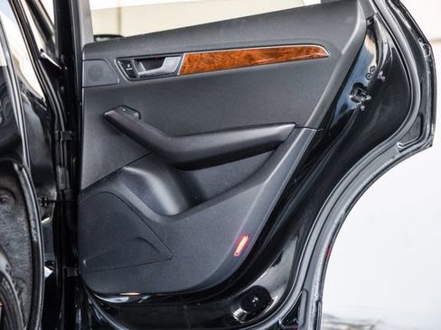 Used 2011 Audi Q5 3.2 Premium Plus w/ Audi MMI Navigation Plus Pkg image 73