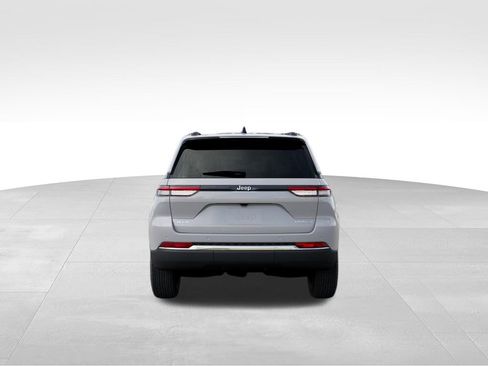 New 2026 Jeep Grand Cherokee Limited image 8