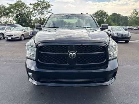 Used 2018 RAM 1500 Express w/ Express Value Package AWD/4WD image 9