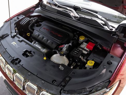 Used 2022 Jeep Compass Limited image 61