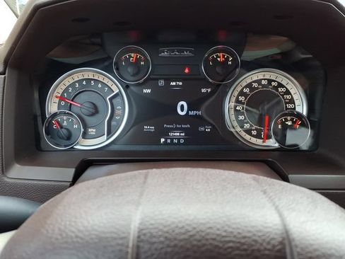 Used 2018 RAM 1500 Laramie w/ Convenience Group RWD image 25