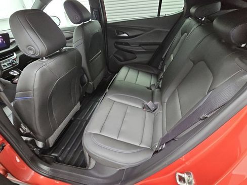 Certified 2024 Buick Envista Sport Touring w/ Convenience I Package FWD image 30
