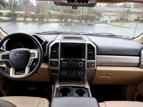 Used 2019 Ford F350 Lariat w/ Lariat Value Package image 15