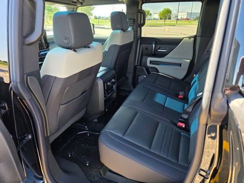 New 2026 GMC Hummer EV SUV AWD/4WD image 34