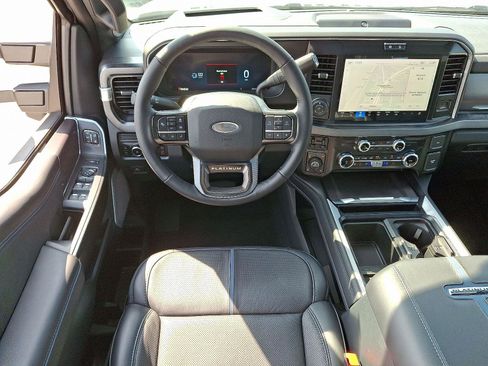 New 2026 Ford F250 Platinum w/ Tremor Off-Road Package image 8