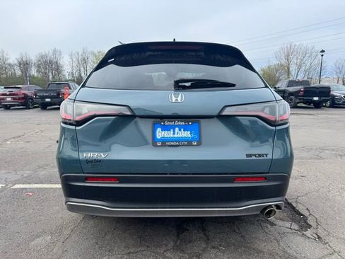 Used 2024 Honda HR-V Sport image 3