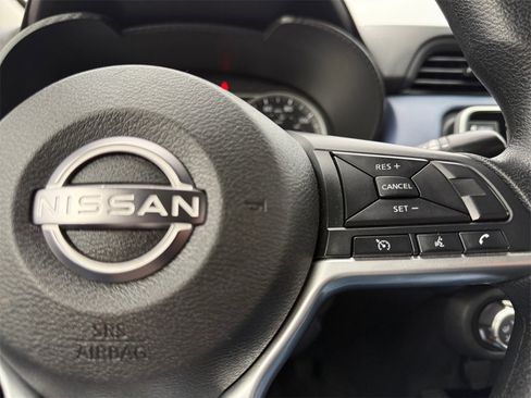 Certified 2023 Nissan Versa SV image 26