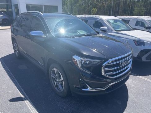 Used 2018 GMC Terrain SLT w/ GMC Pro Grade Package image 3