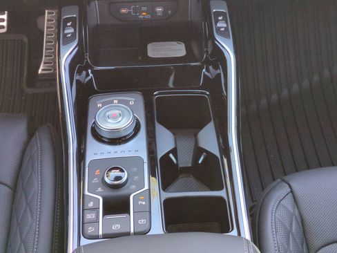 New 2026 Kia Sorento SX Prestige image 18