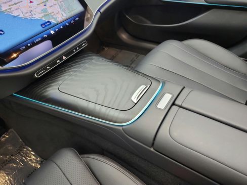Certified 2024 Mercedes-Benz E 350 4MATIC Sedan image 19