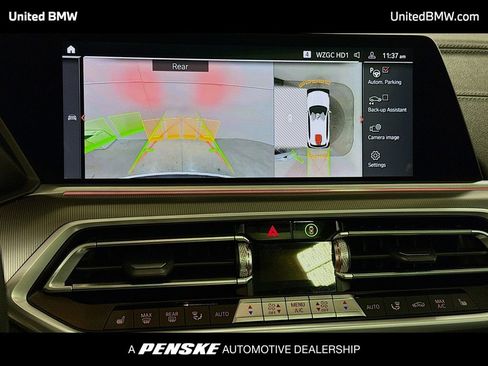 Used 2023 BMW X5 xDrive40i w/ Parking Assistance Package image 9