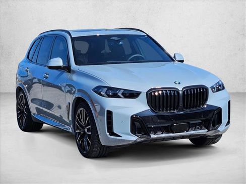 New 2026 BMW X5 xDrive40i w/ M Sport Package image 3