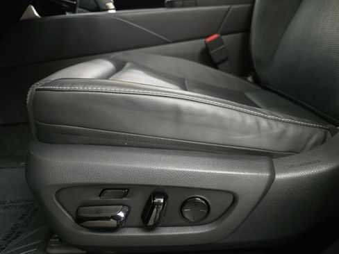 Certified 2024 Lexus RX 450h AWD w/ Convenience Package image 29