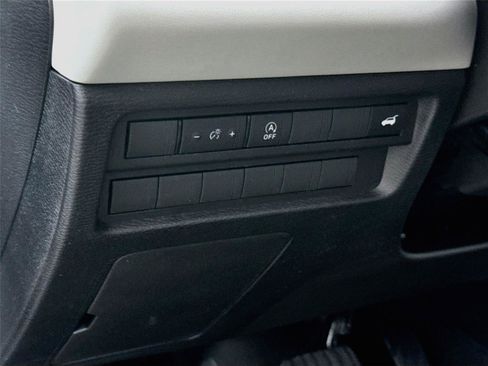 New 2026 Mitsubishi Outlander SE FWD image 7
