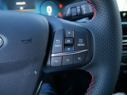 Used 2025 Ford Escape ST-Line Select w/ Tech Pack #2 image 29