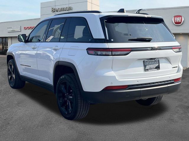 Used 2023 Jeep Grand Cherokee Limited w/ Black Appearance Package RWD image 5