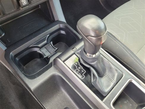 Used 2023 Toyota Tacoma TRD Off-Road image 18