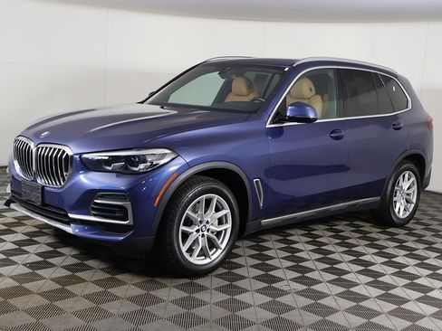 Used 2023 BMW X5 xDrive40i w/ Climate Comfort Package image 9