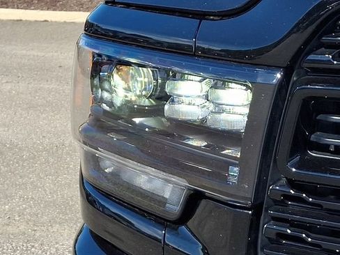 Used 2023 RAM 2500 Limited AWD/4WD image 30