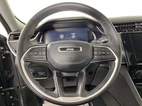 Used 2023 Jeep Grand Cherokee L Laredo w/ Luxury Tech Group I image 21